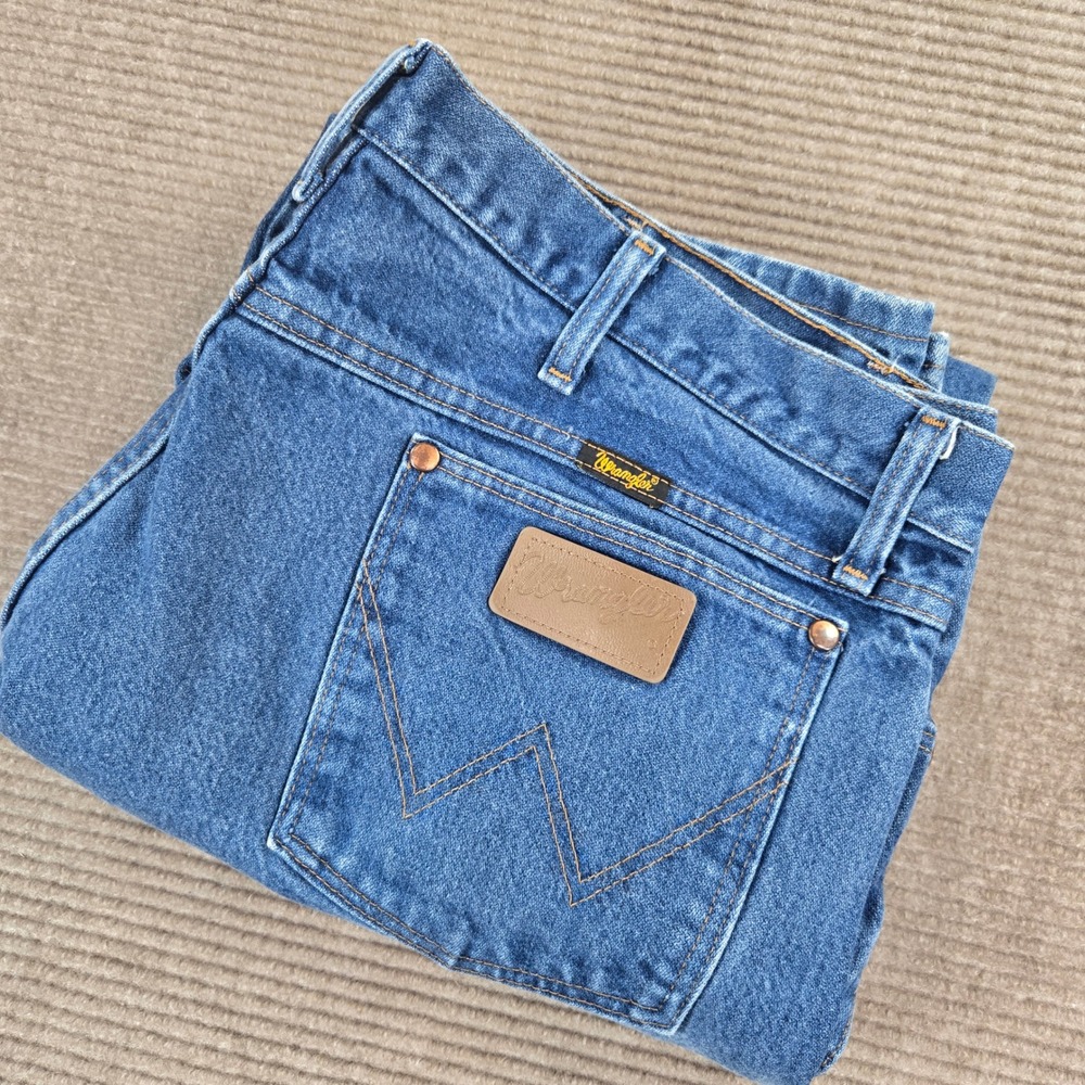Wrangler Mens 42x30 Blue 13MWZ Cowboy Cut Straight Leg Denim Jeans
